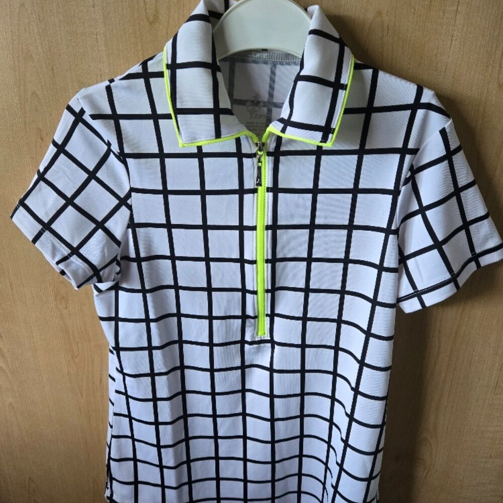 Polo (or golf) short-sleeve shirt